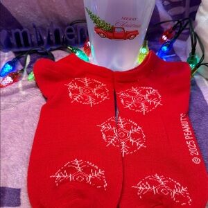 Peanuts, Licensed Holiday Socks, Snowflakes Red With Merry Christmas Tumbler